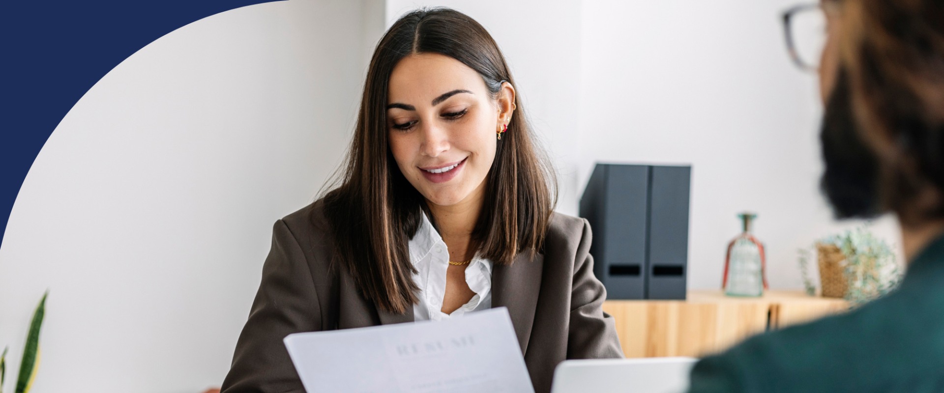How to Write a Winning Resume for Career Success in the Office