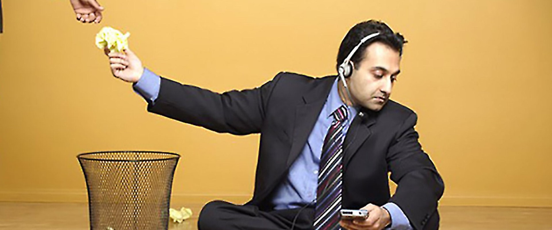 Avoiding Distractions: Tips for Professional Success in the Office